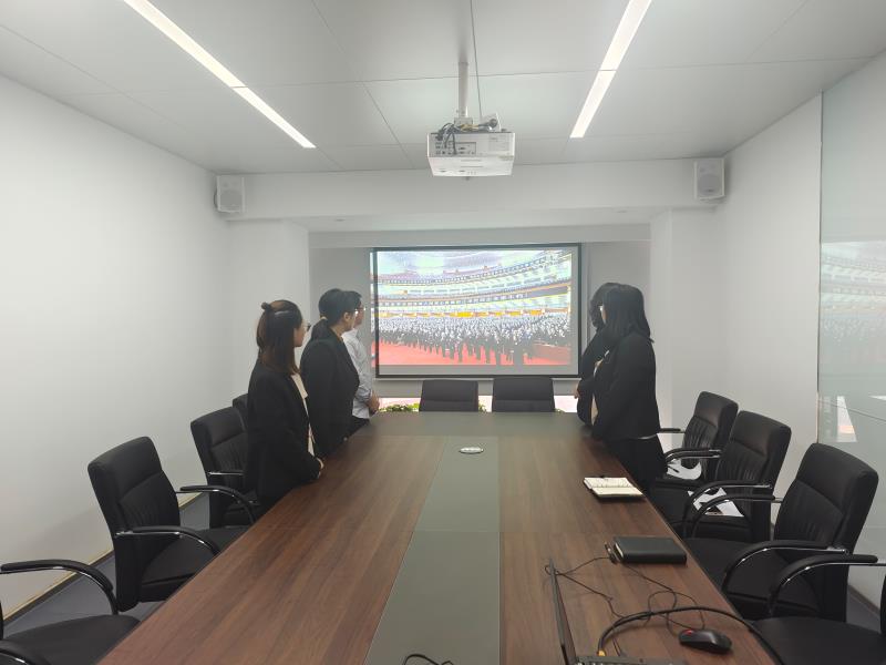 沉痛悼念 深切緬懷 ——公司黨員干部員工認(rèn)真收聽(tīng)收看江澤民同志追悼大會(huì)