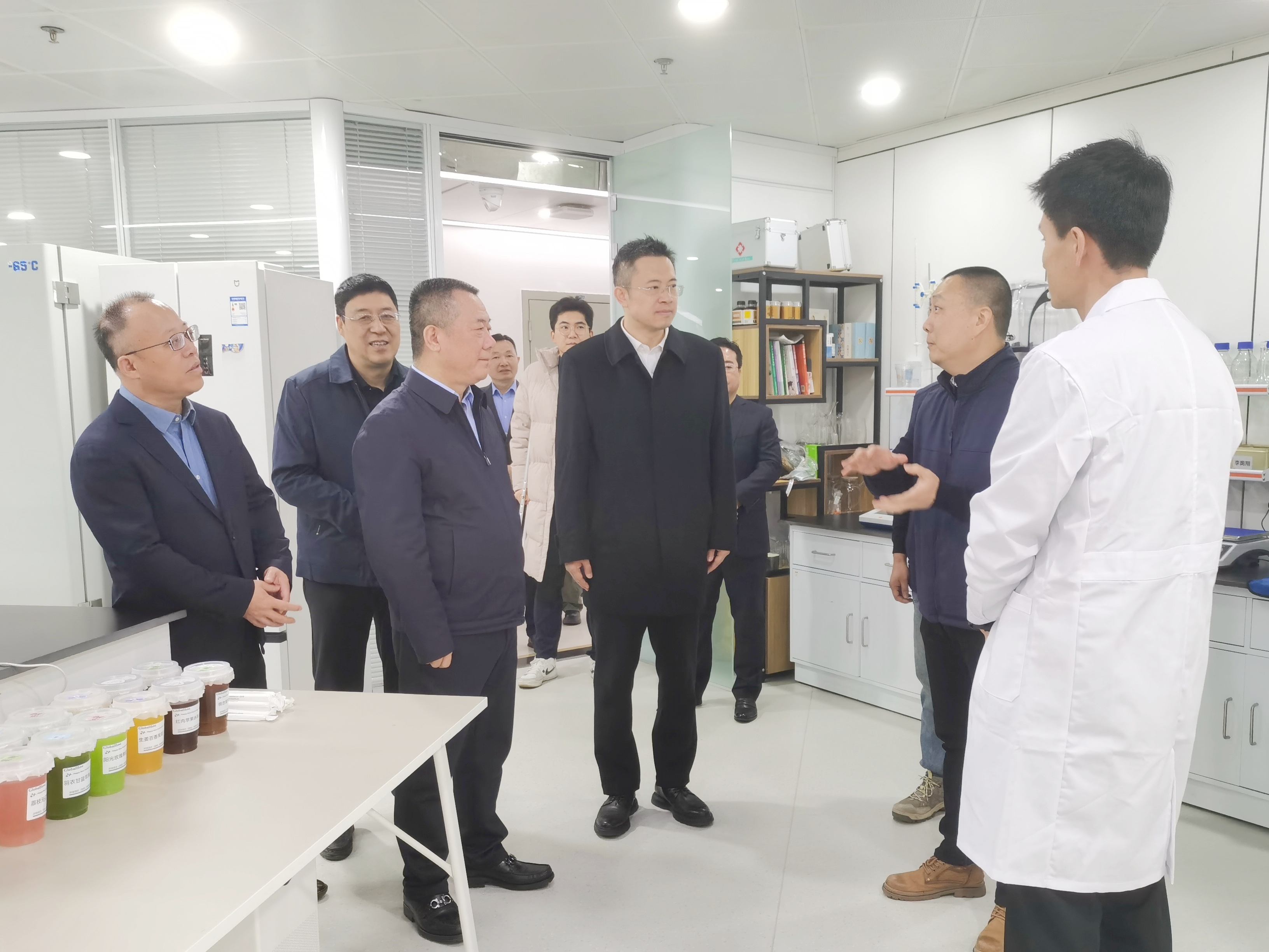 西安投資控股開(kāi)展新春開(kāi)工走訪慰問(wèn)